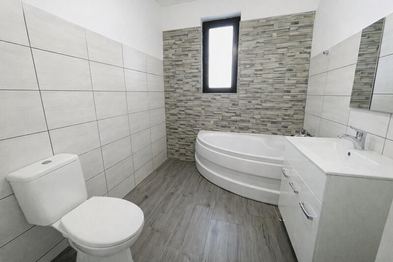 Domnesti Ilfov casa parter 3 dormitoare + panouri/baterii